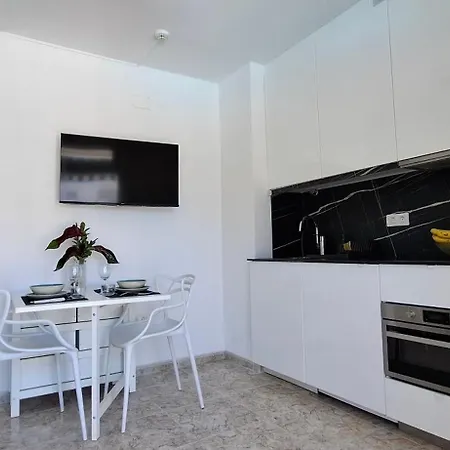 Golden Solymar Appartement